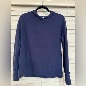 Lululemon athletica dark blue hooded long sleeve shirt